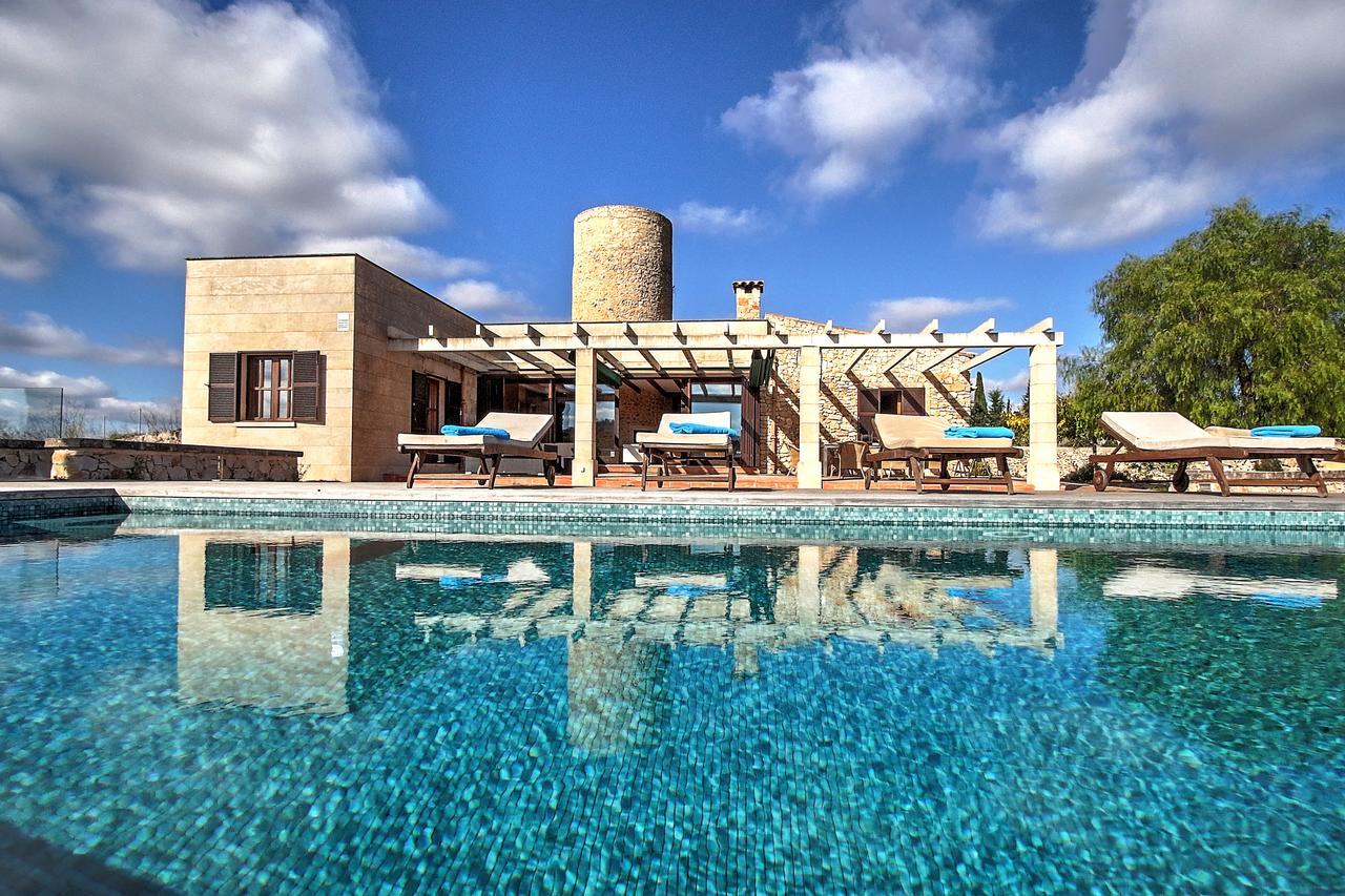 Son Bennassar Villa *